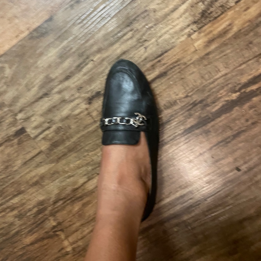 Chanel flat shoes - Picture 2 of 3